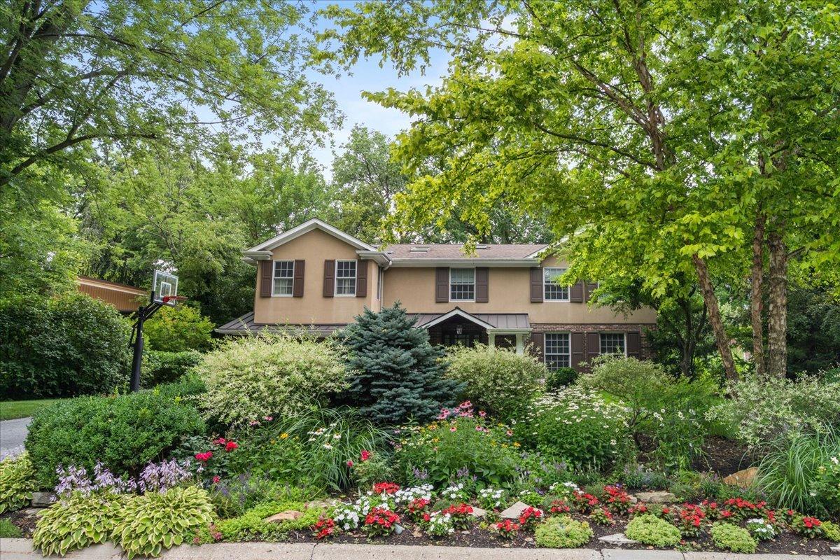 901 Stonegate Dr., Highland Park, IL 60035