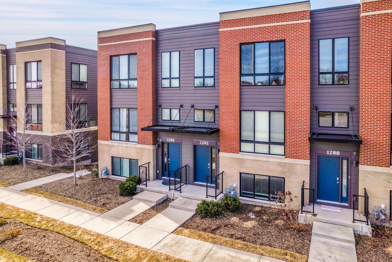 1292 Quadrant Ln., Schaumburg, IL 60173