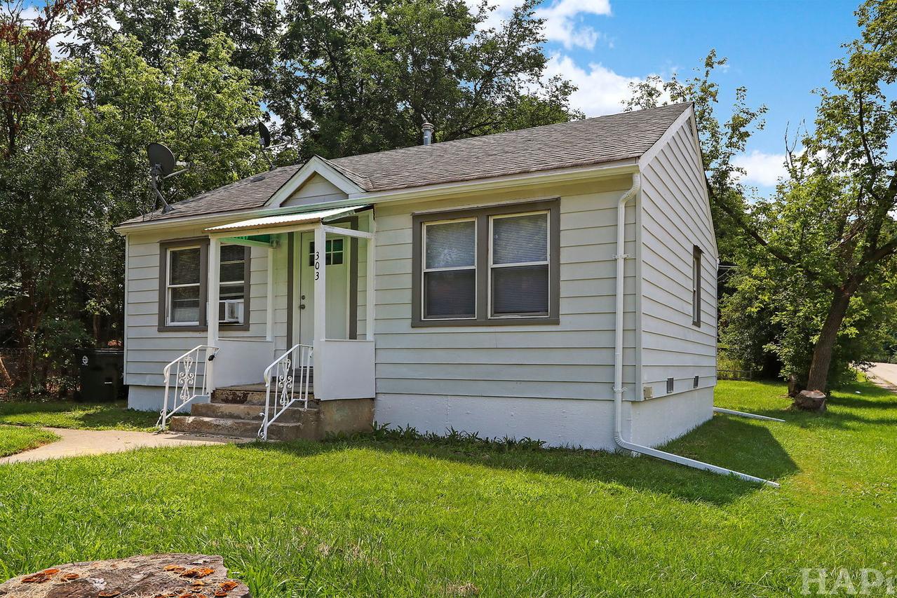 303 N Bernice Ct., Round Lake, IL 60073