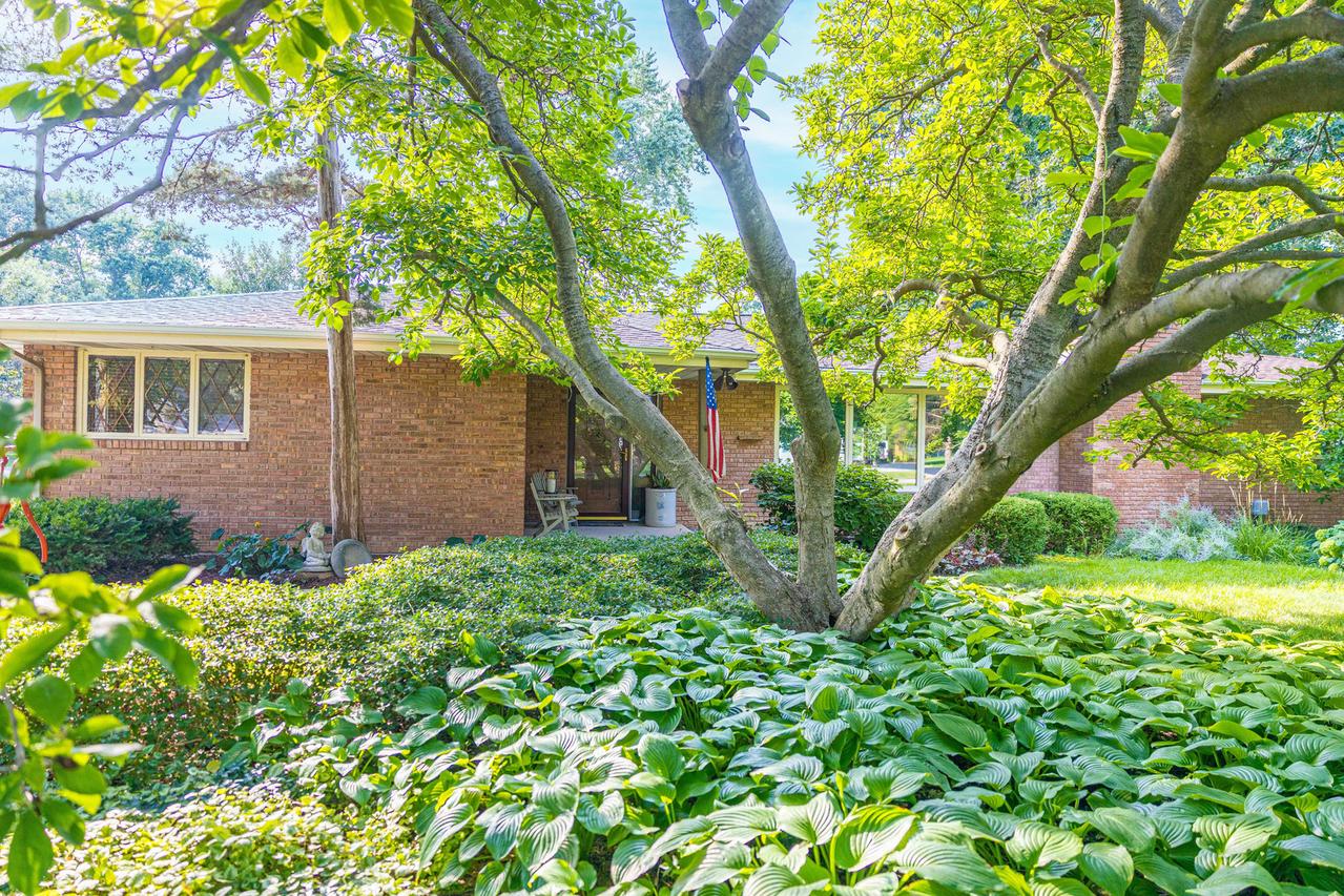 2521 Von Esch Rd., Plainfield, IL 60586