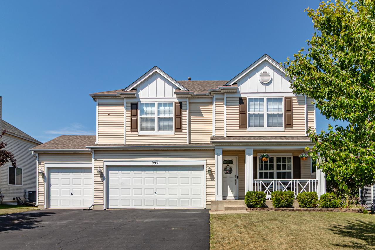 992 Neuhaven Dr., Antioch, IL 60002