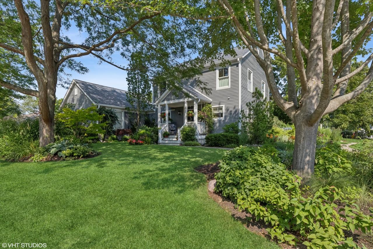 1544 Portia Rd., Grayslake, IL 60030