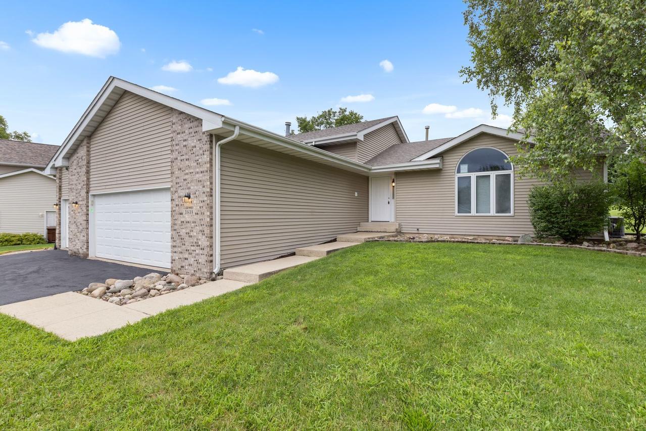 3838 Golden Prairie Ave., Rockford, IL 61109