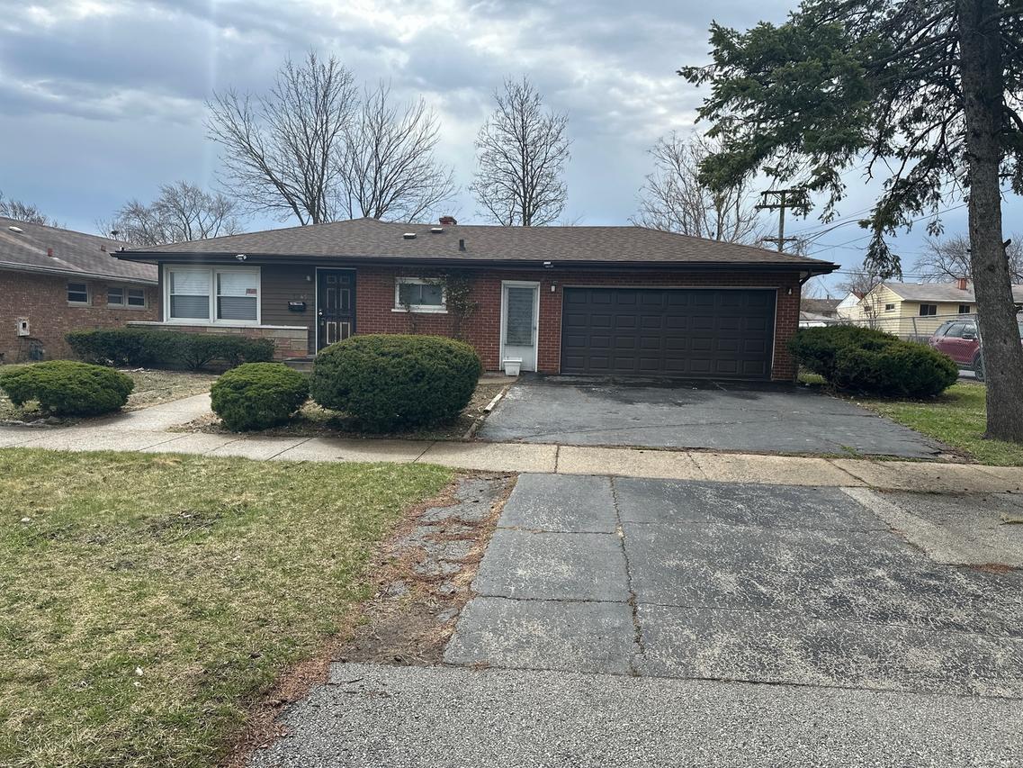 1945 W 163rd St., Markham, IL 60428