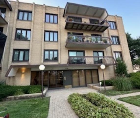 7710 W Dempster St. #304, Morton Grove, IL 60053