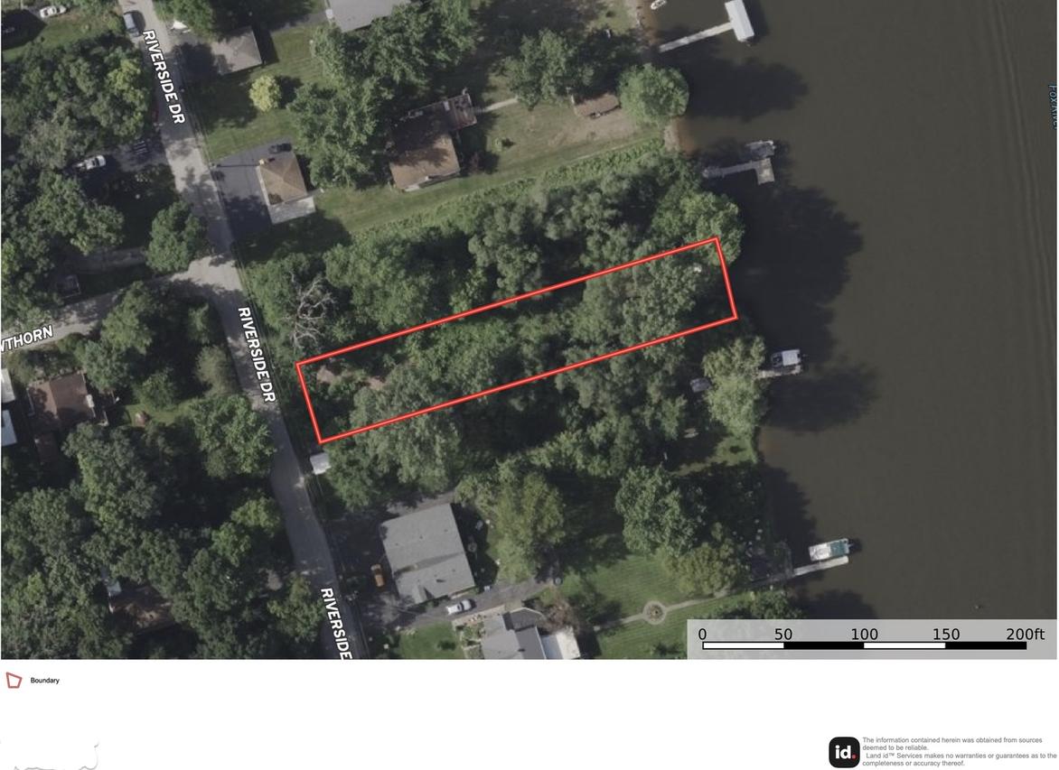 3816 Riverside Dr., Crystal Lake, IL 60014