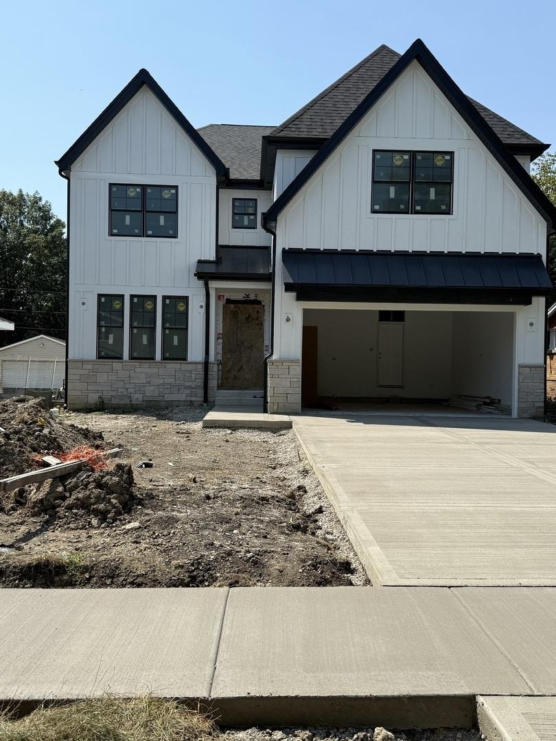 740 S Berkley Ave., Elmhurst, IL 60126