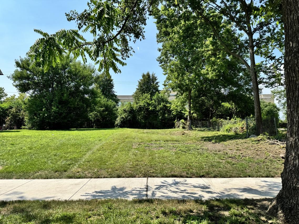 6422 S Minerva Ave., Chicago, IL 60637