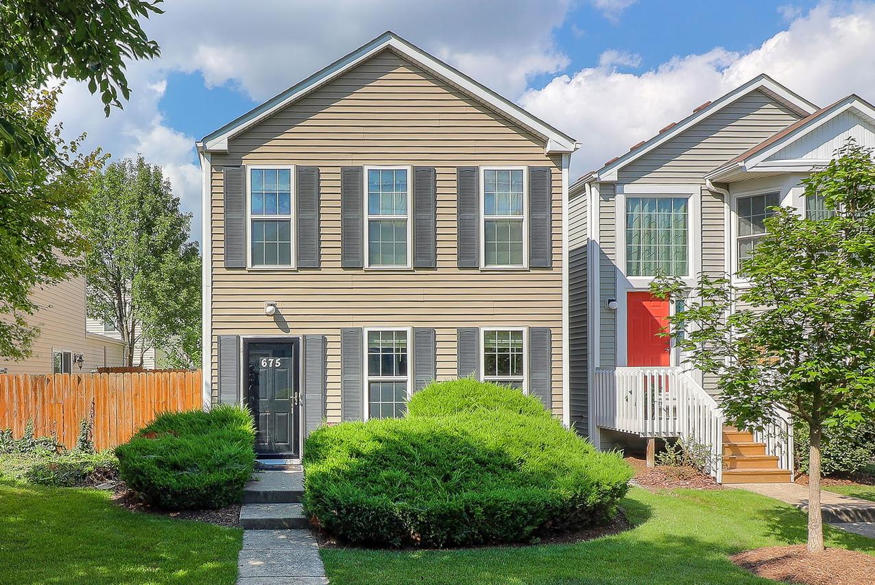 675 Serendipity Dr., Aurora, IL 60504