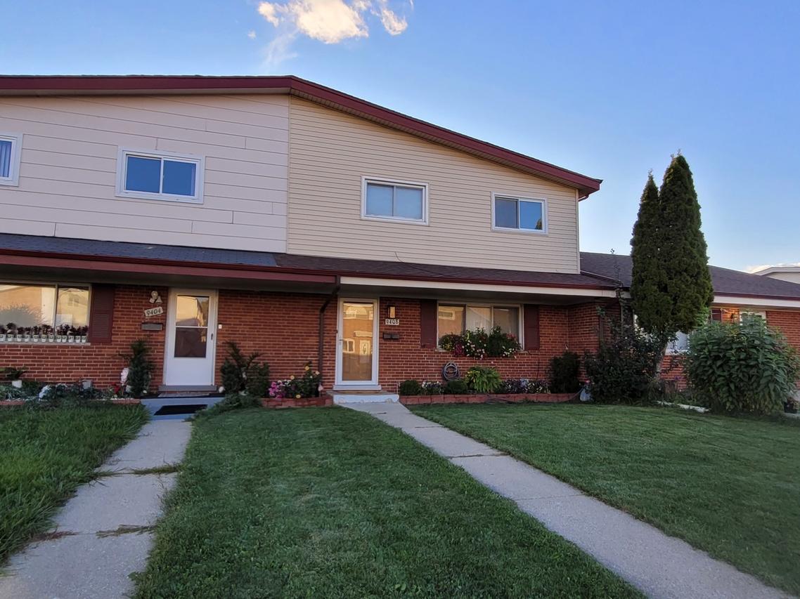 9404 Hamlin Ave., Des Plaines, IL 60016