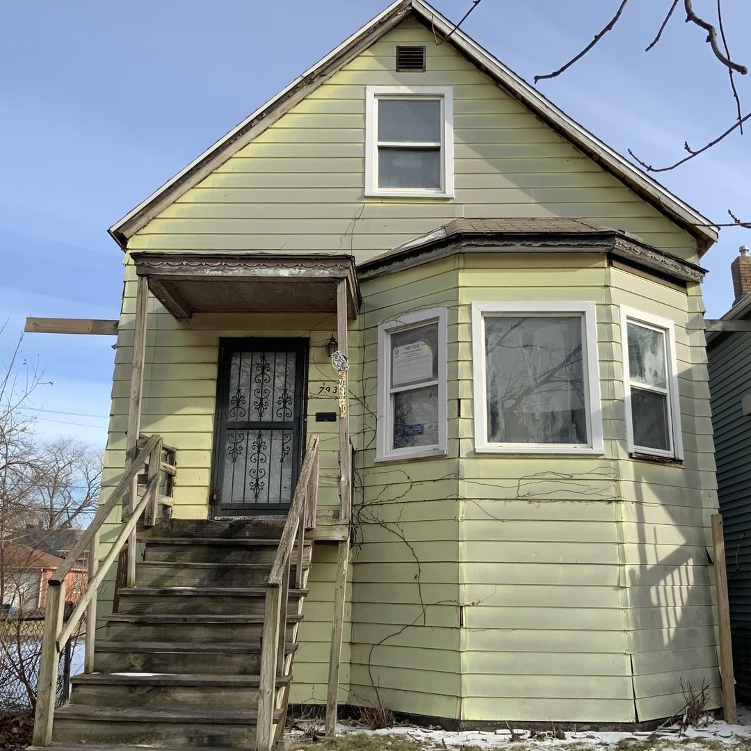 7935 S Coles Ave., Chicago, IL 60617
