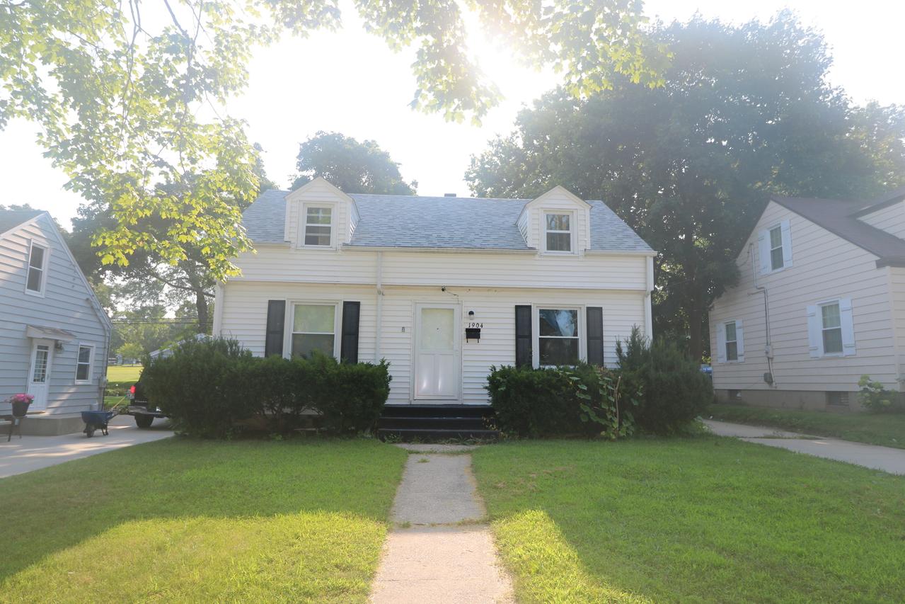 1904 Colorado Ave., Rockford, IL 61108