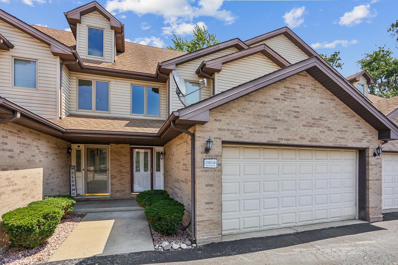 7025 167th St. #B, Tinley Park, IL 60477