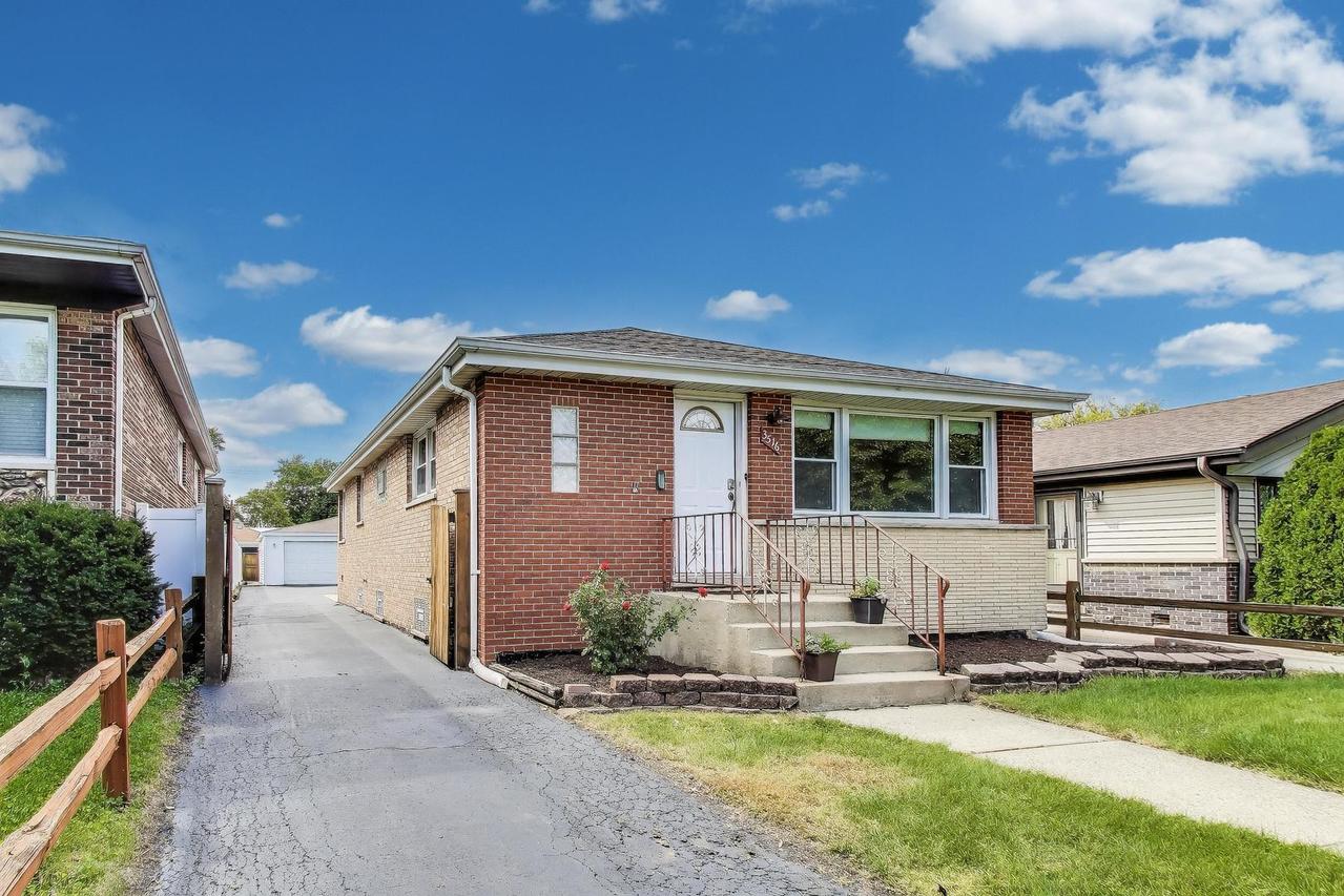 3516 Dora St., Franklin Park, IL 60131