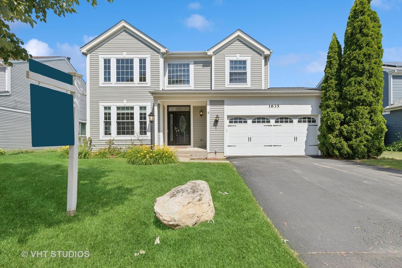 1635 Arlington Ln., Gurnee, IL 60031