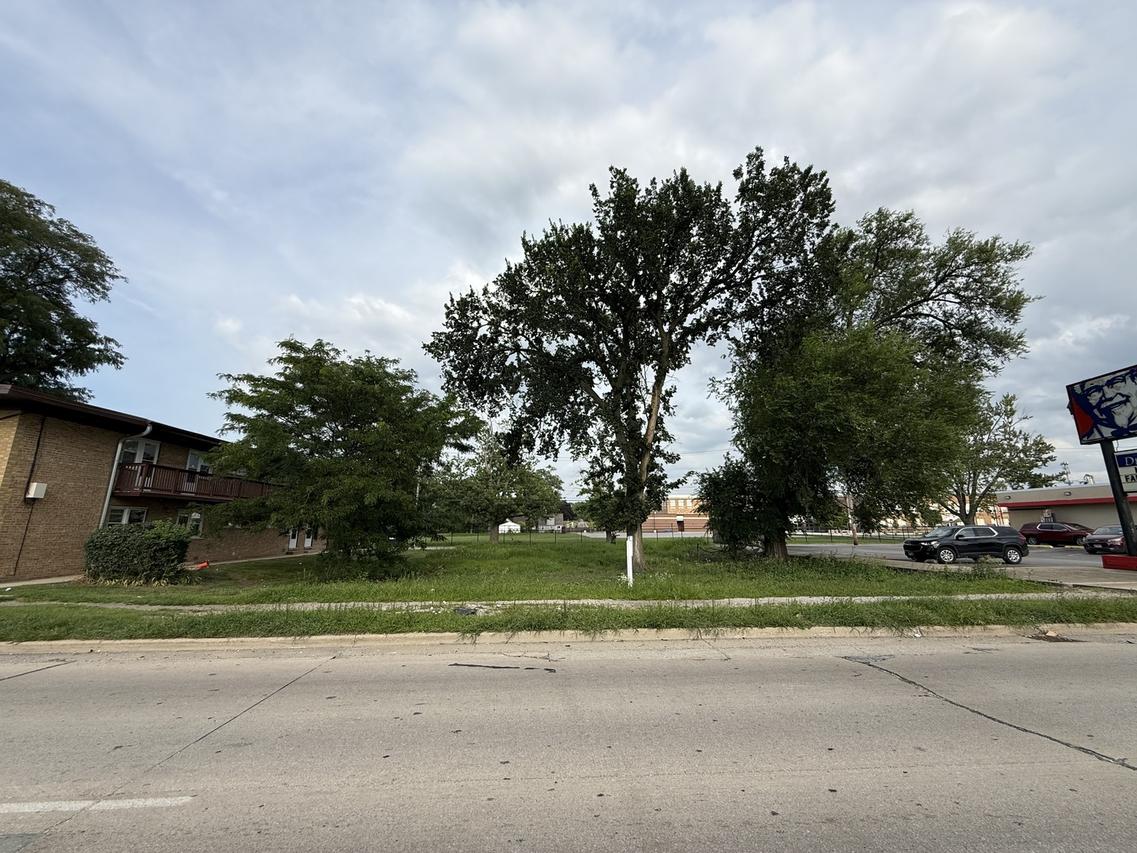 14539 Crawford Ave., Midlothian, IL 60445