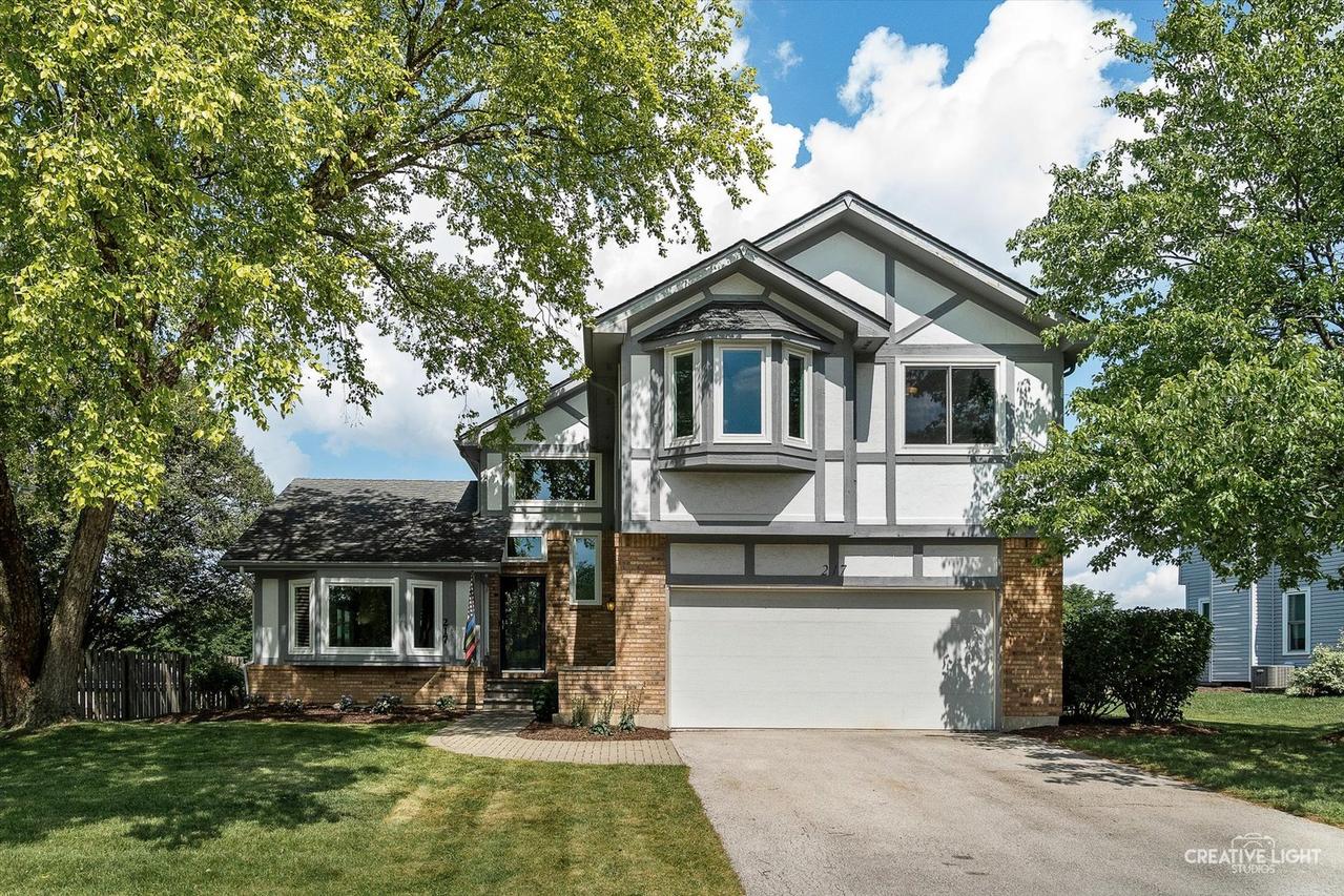 217 Cortez Ct., Naperville, IL 60563