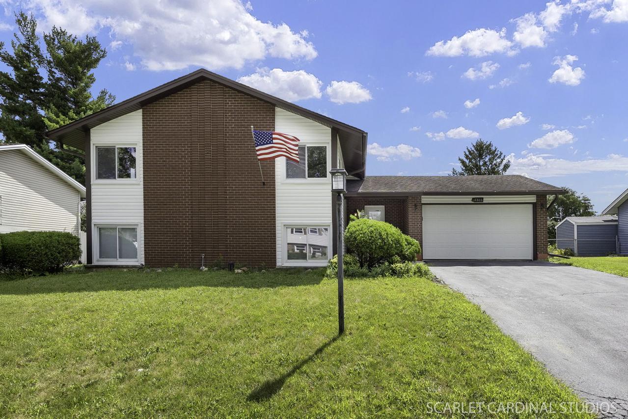 6805 Westmoreland Dr., Woodridge, IL 60517