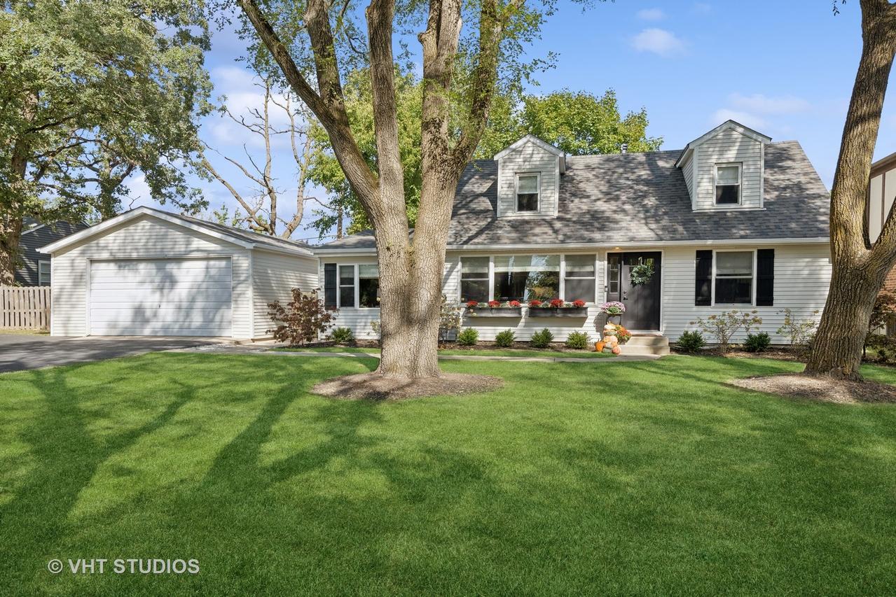 1120 Country Club Rd., Lake Zurich, IL 60047