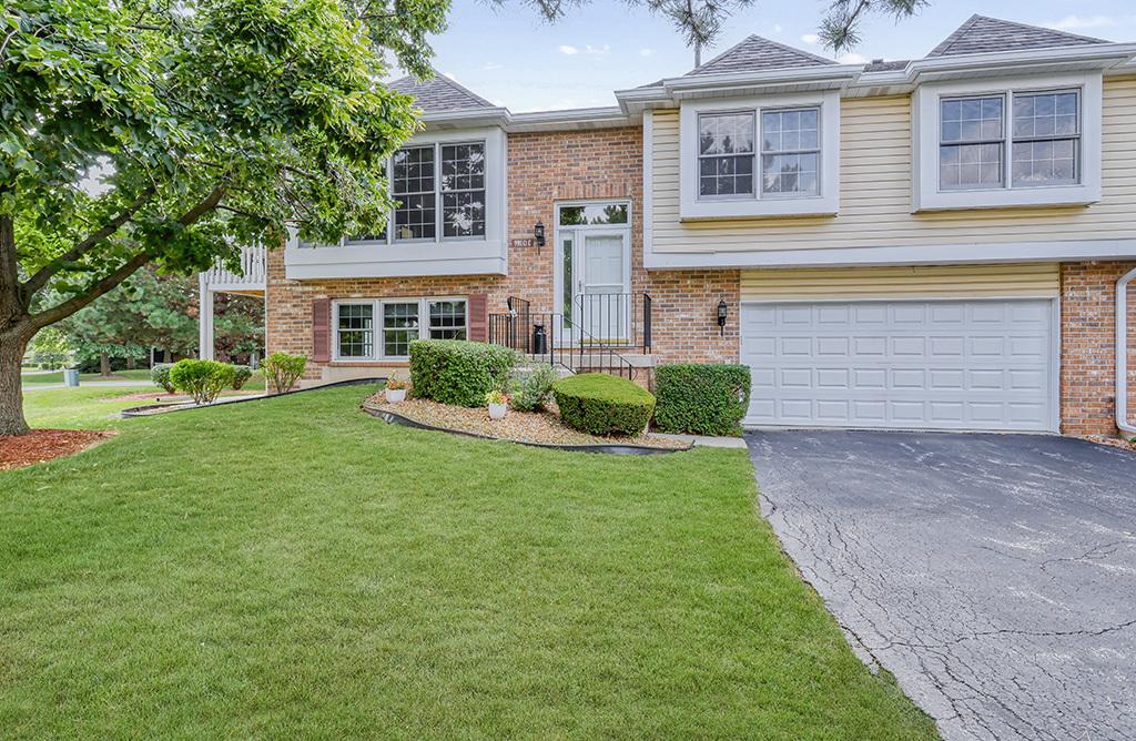 9911 Cambridge Dr., Mokena, IL 60448
