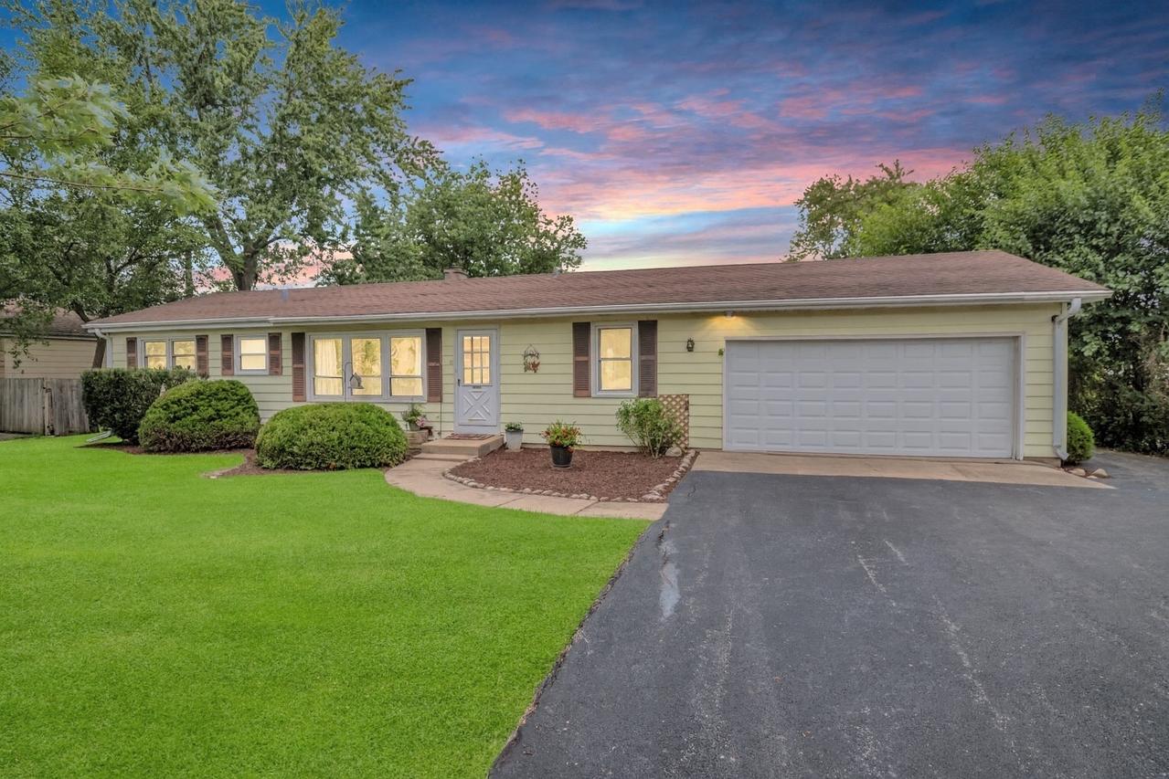 2N643 Diane Ave., Glen Ellyn, IL 60137