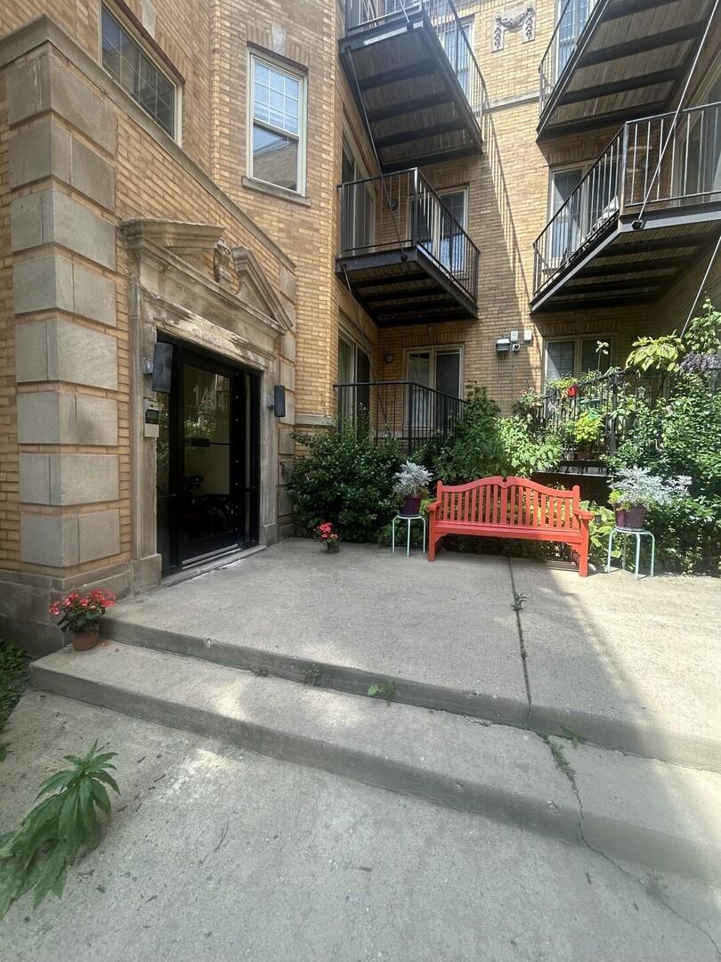 1464 E 69th St. #2N, Chicago, IL 60637