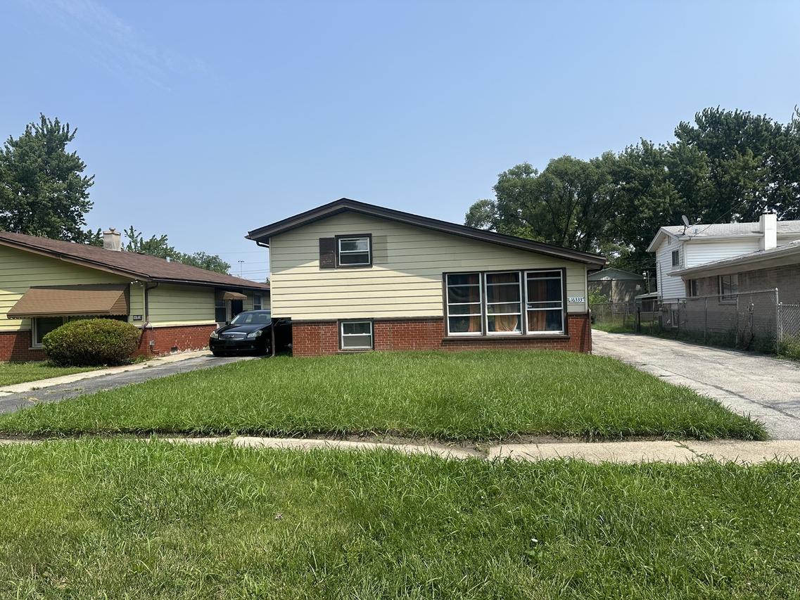 16333 Justine St., Markham, IL 60428