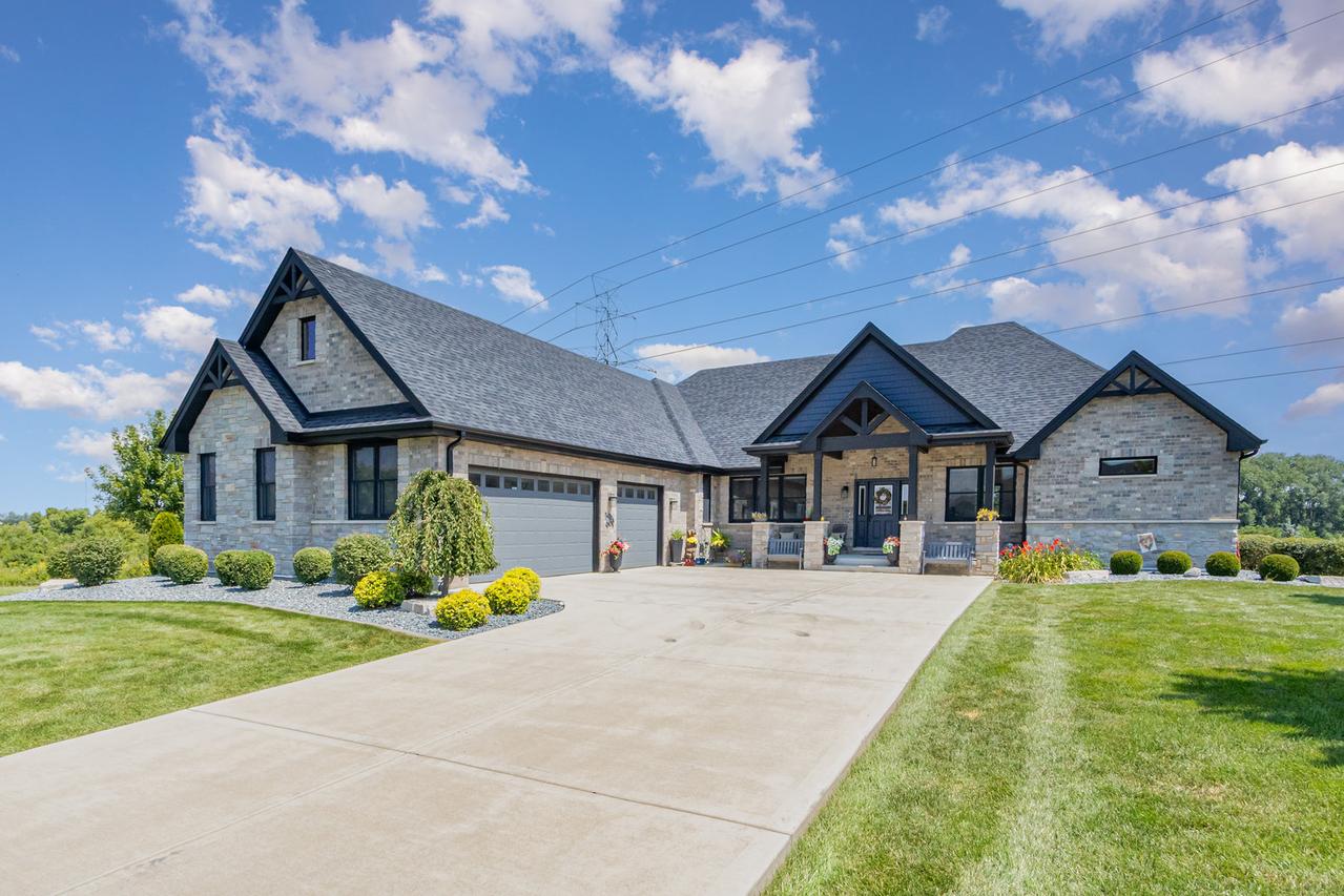 20665 Grand Haven Dr., Frankfort, IL 60423