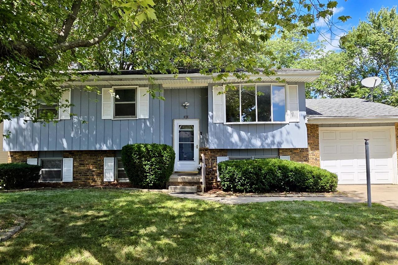 1810 Jacobssen Dr., Normal, IL 61761