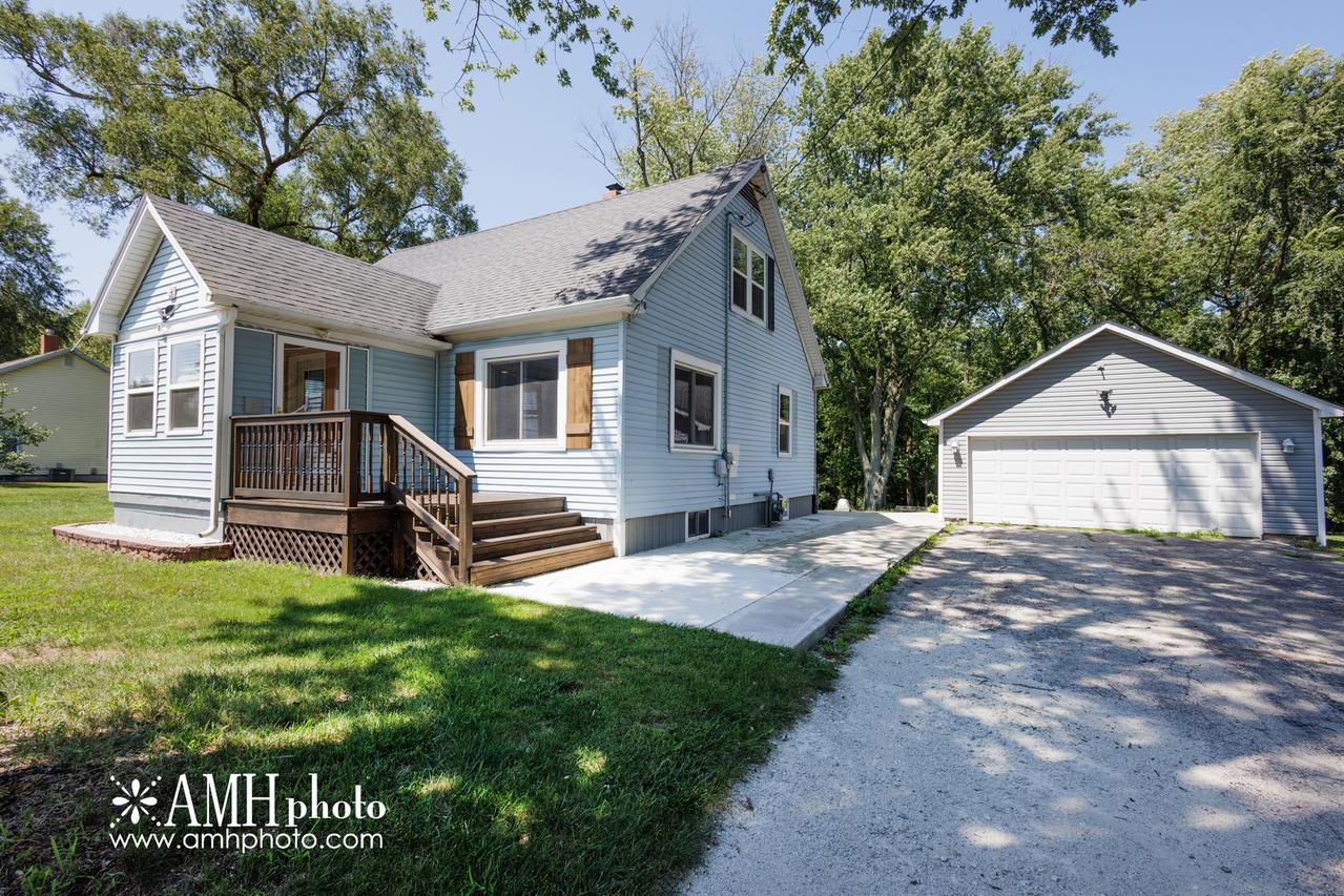 855 E 5000s Rd., Kankakee, IL 60901