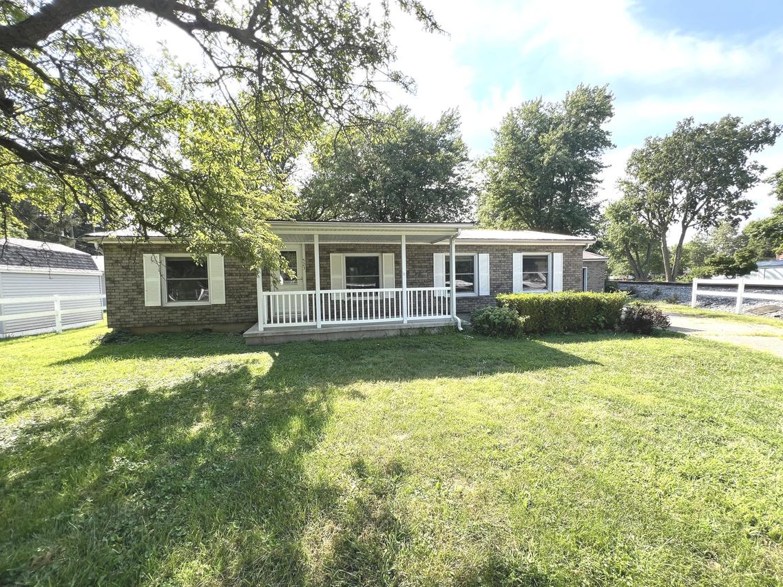 523 S Washington St., Sullivan, IL 61951