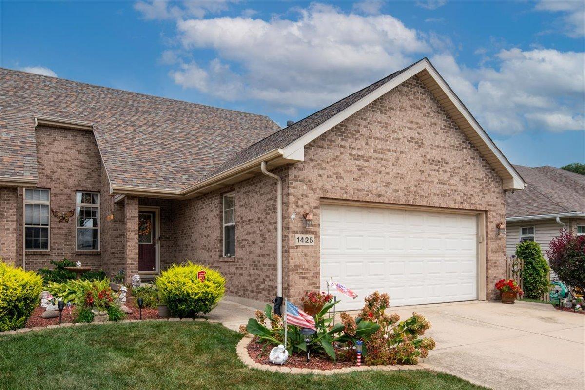 1425 Tiger Lily Ln., Joliet, IL 60435