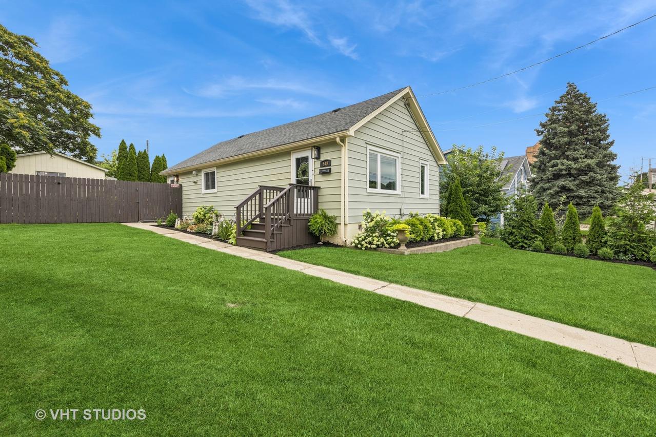519 Czacki St., Lemont, IL 60439