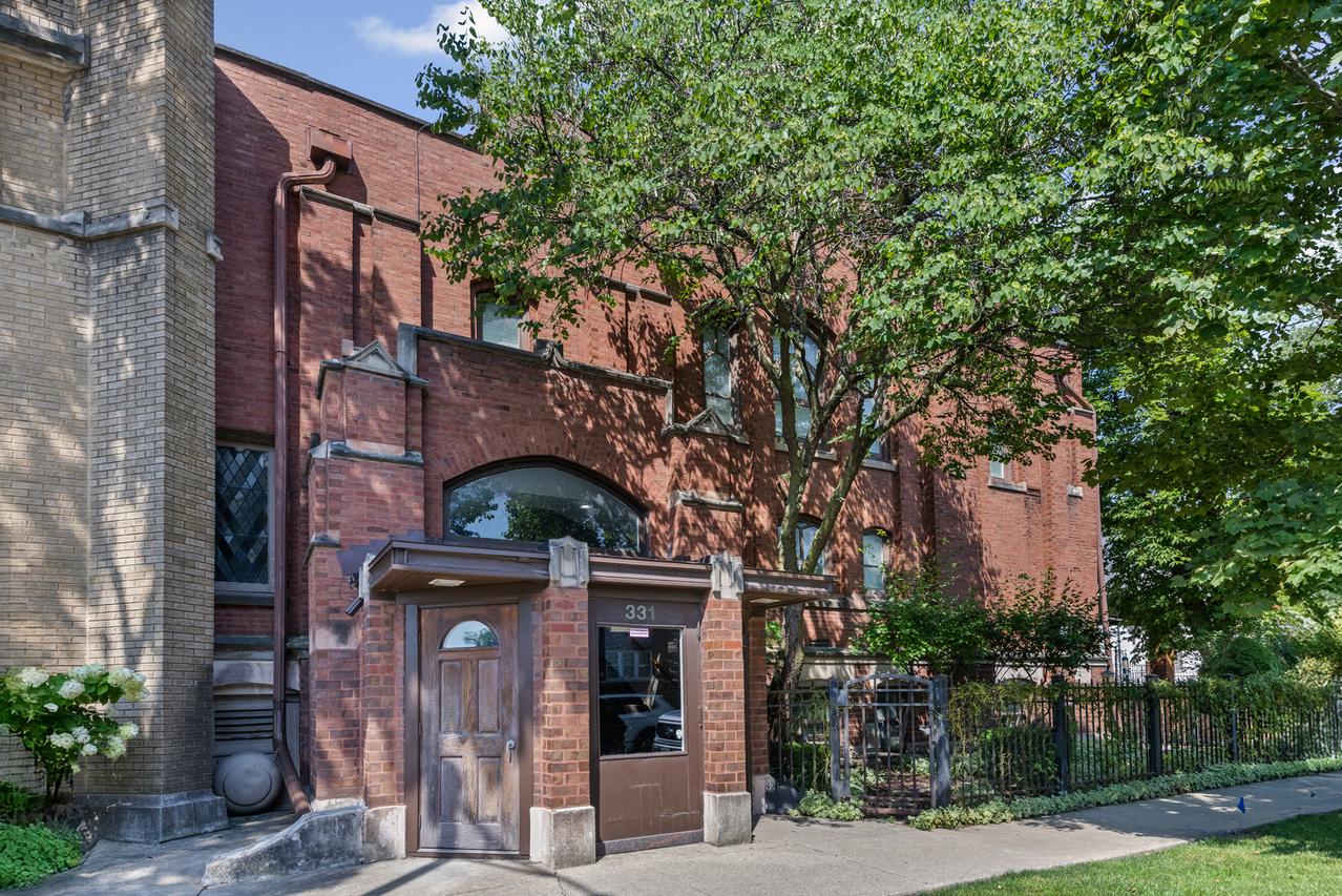 331 S Ridgeland Ave. #B, Oak Park, IL 60302