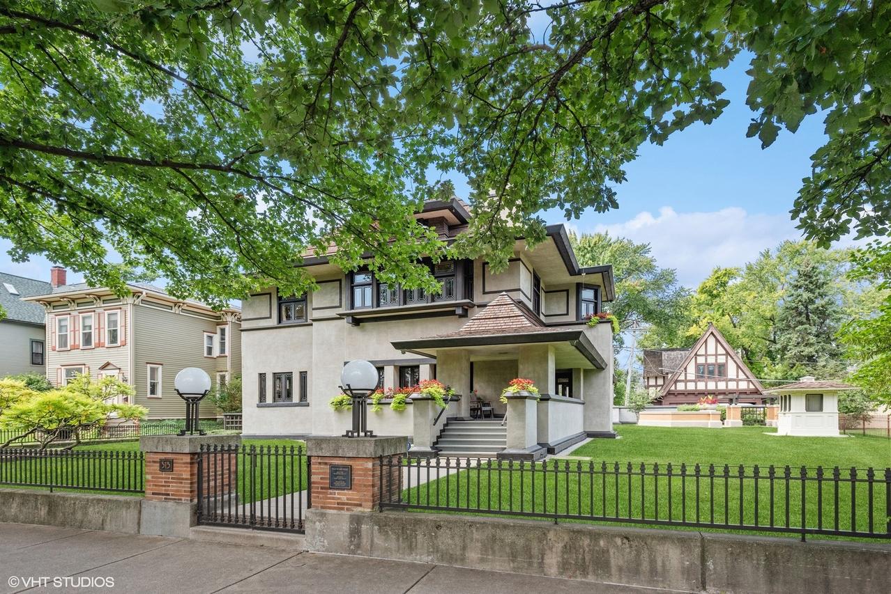 313 Forest Ave., Oak Park, IL 60302