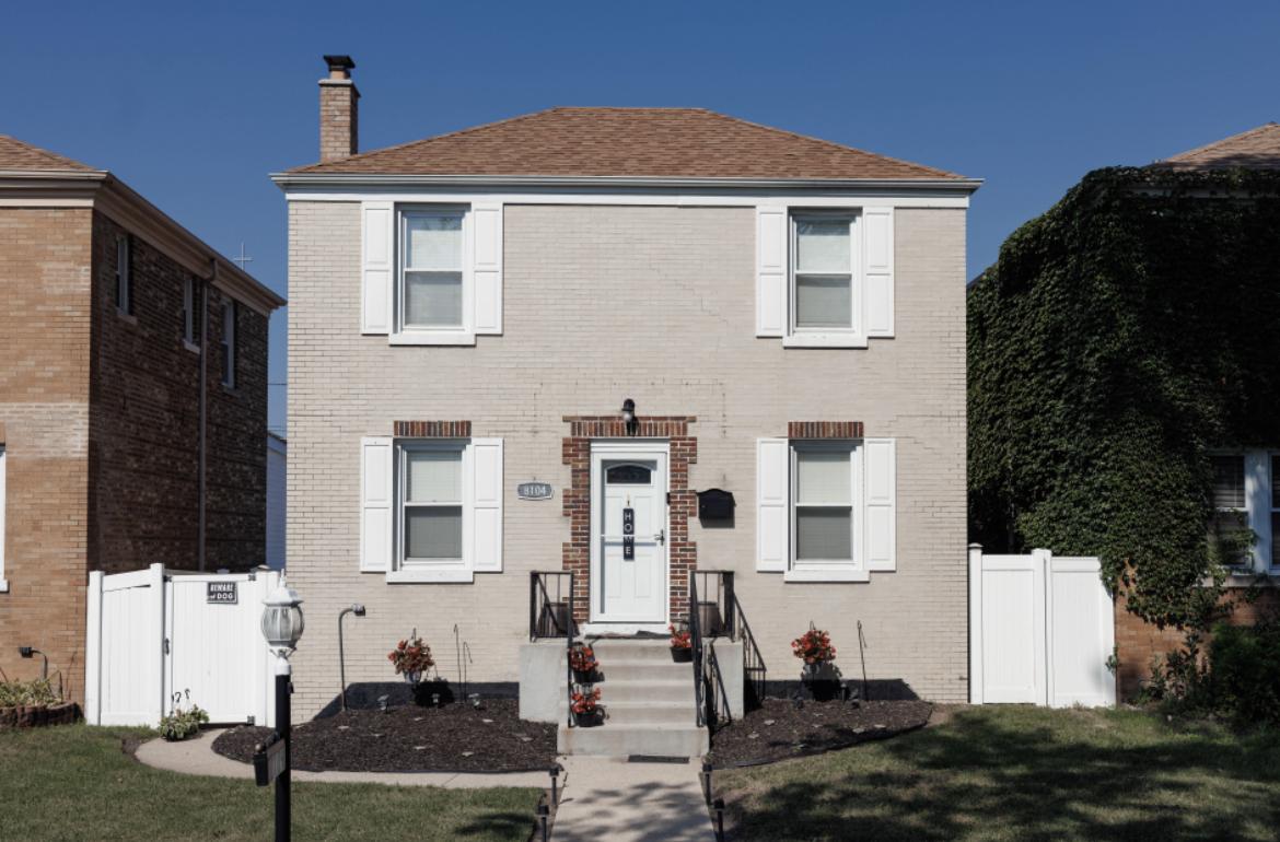 8104 S Fairfield Ave., Chicago, IL 60652