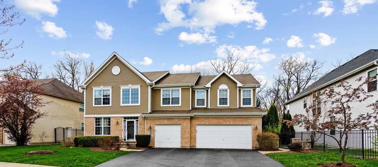 184 Primrose Ln., Bartlett, IL 60103