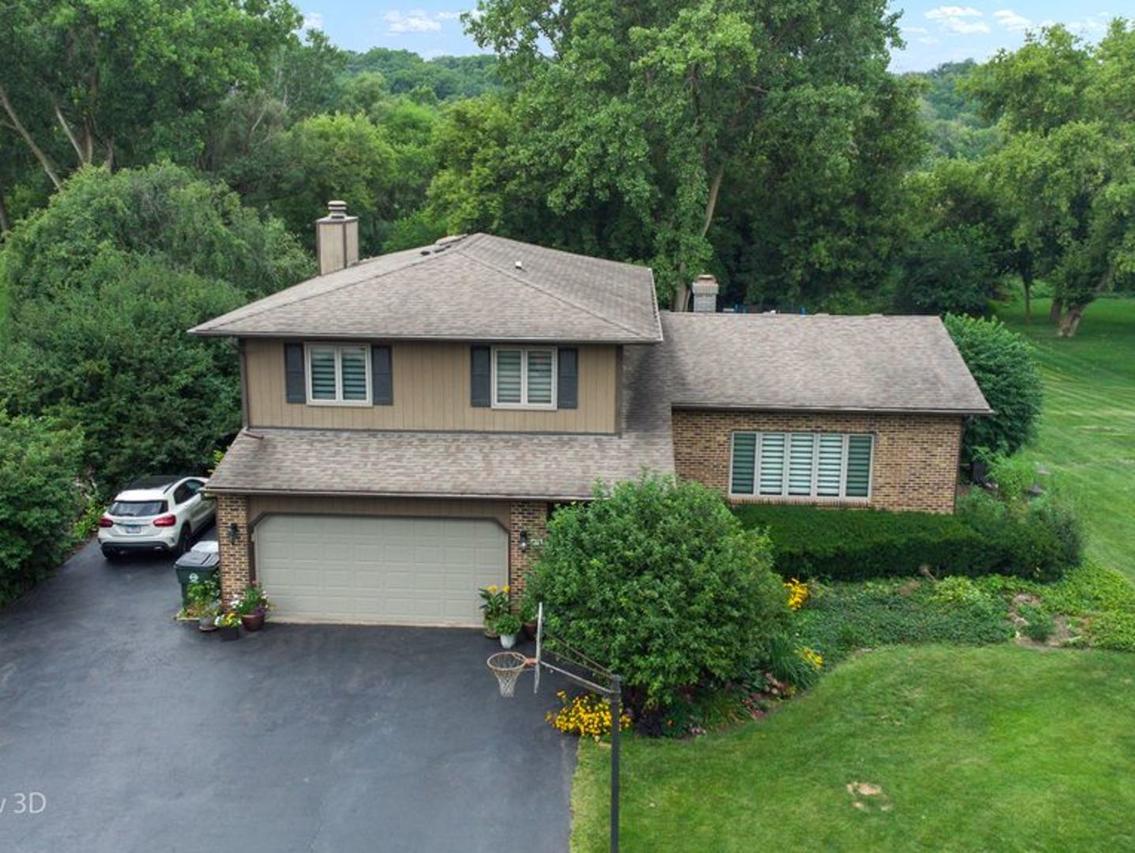 936 Glen Oak Dr., Sleepy Hollow, IL 60118