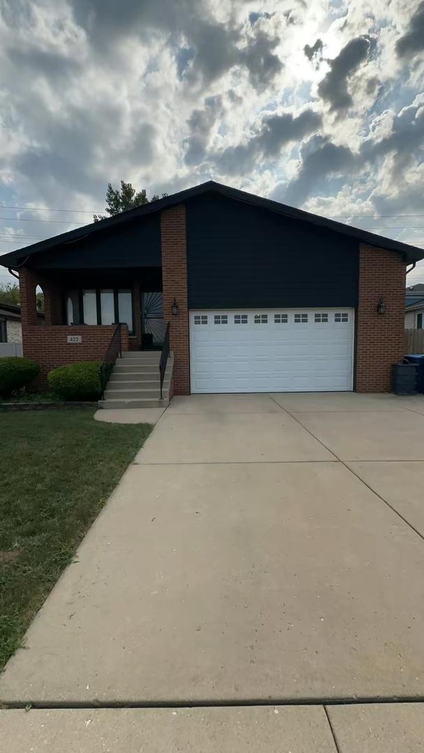423 Campbell Ave., Calumet City, IL 60409