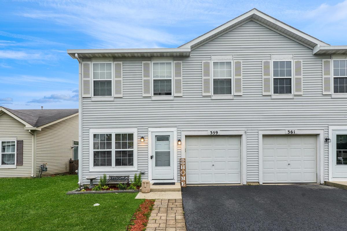 359 Reston Cir., Romeoville, IL 60446
