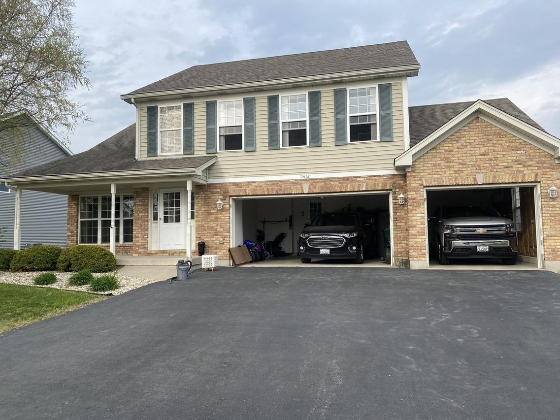 1432 Sandcastle Dr., Sycamore, IL 60178