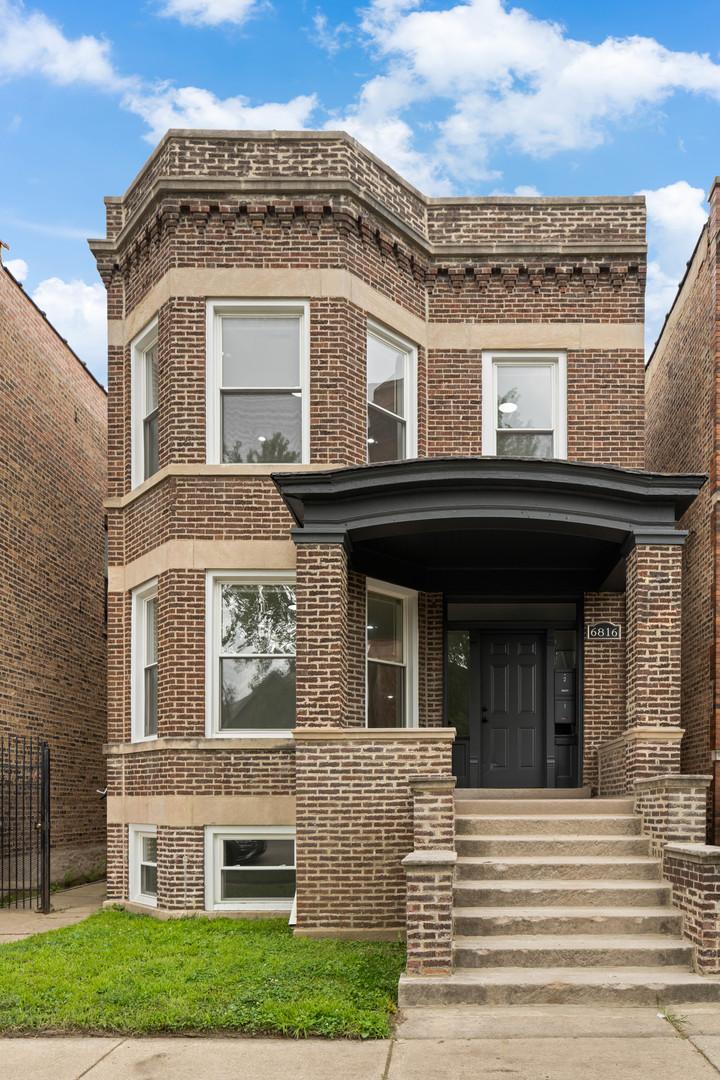 6816 S Champlain Ave., Chicago, IL 60637