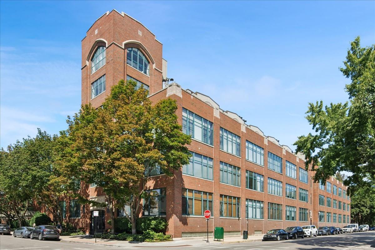 2600 N Southport Ave. #409, Chicago, IL 60614