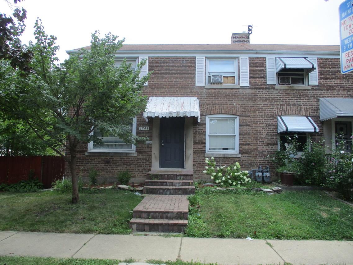 3744 S 59th Ct., Cicero, IL 60804