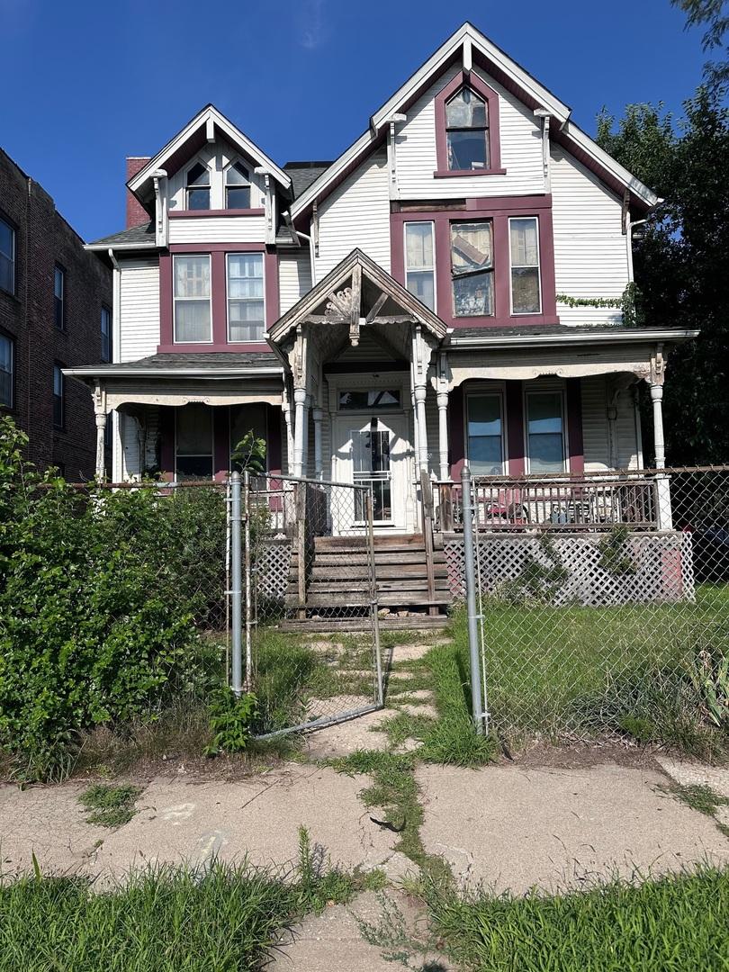 6500 S Yale Ave., Chicago, IL 60621
