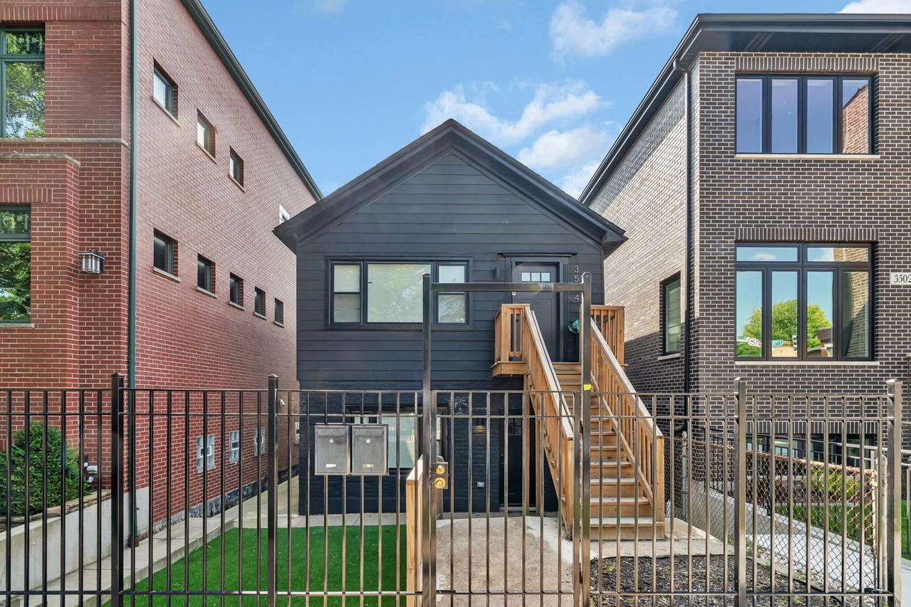 3504 S Union Ave., Chicago, IL 60609