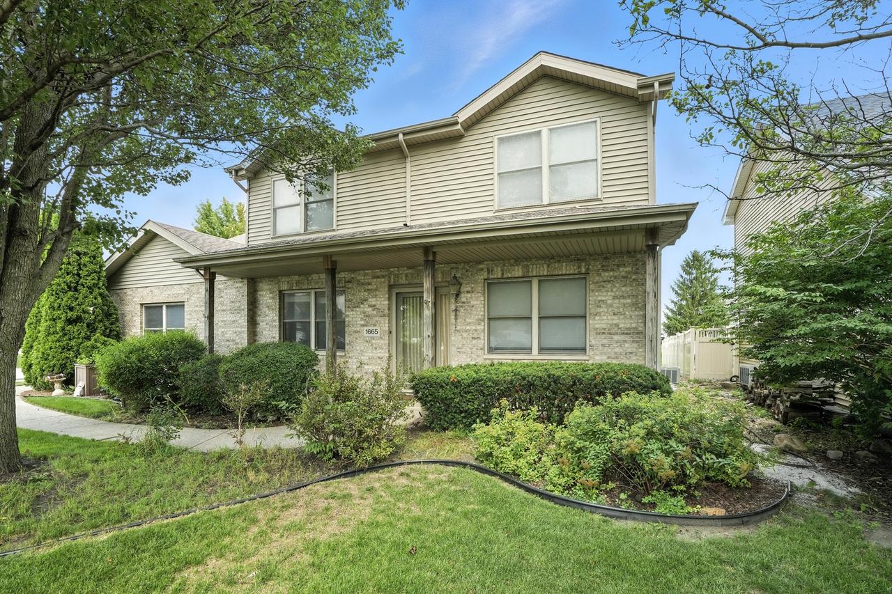1665 Fox Hound Tr., Beecher, IL 60401