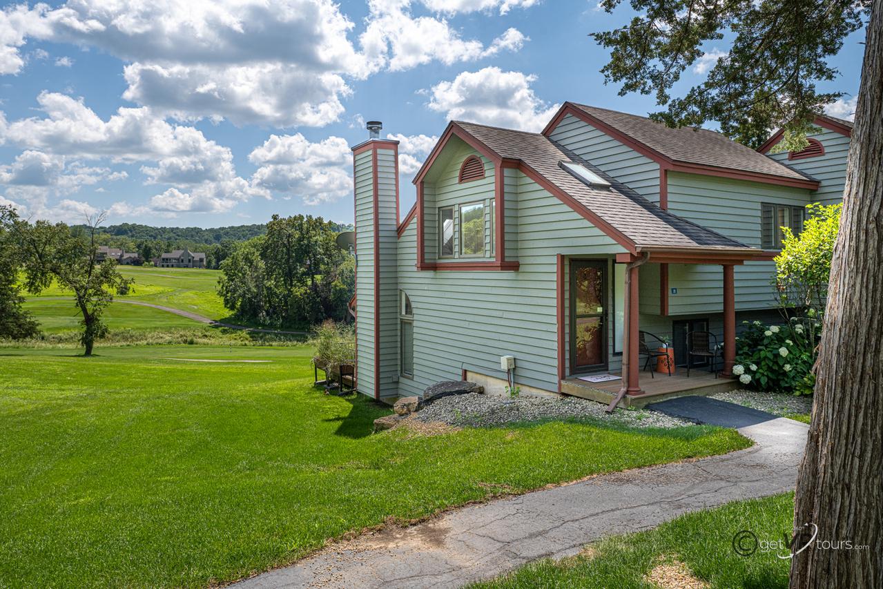 20 Spring Creek Ln., Galena, IL 61036