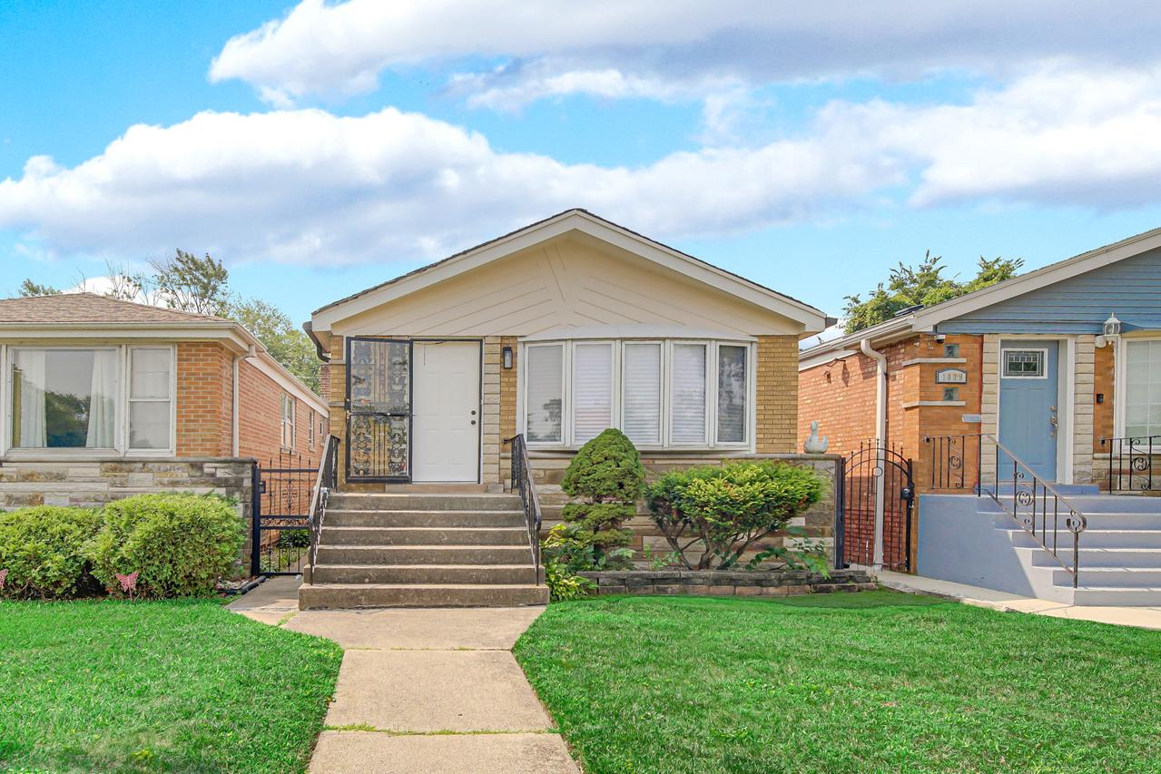 1007 W 110th St., Chicago, IL 60643
