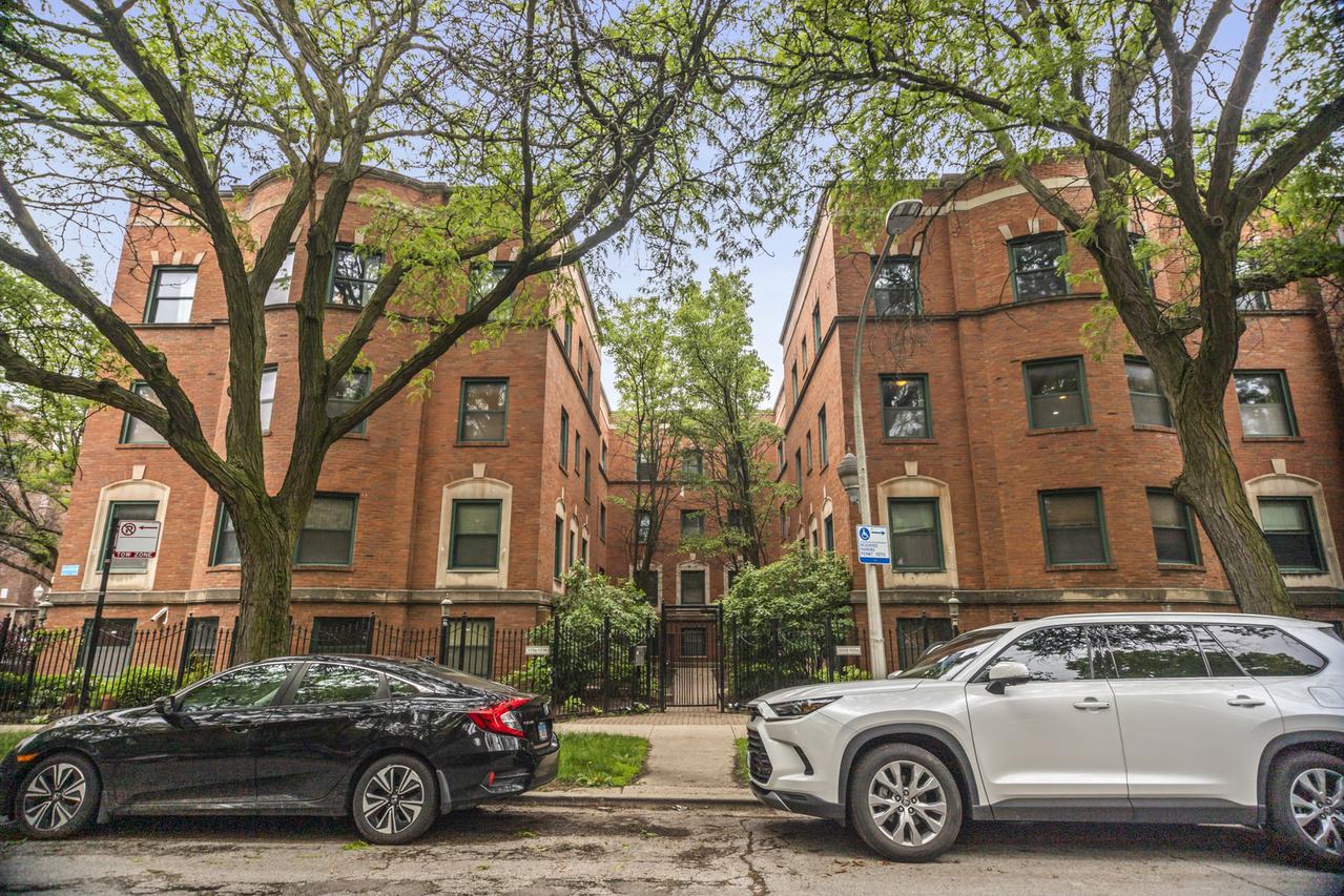 5252 S Drexel Ave. #2A, Chicago, IL 60615
